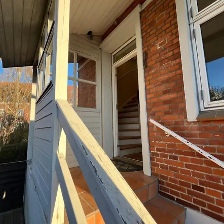 Entire In Lovely * Odense