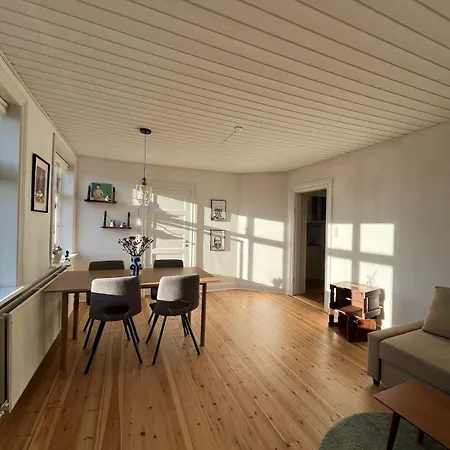 Apartment Entire In Lovely *